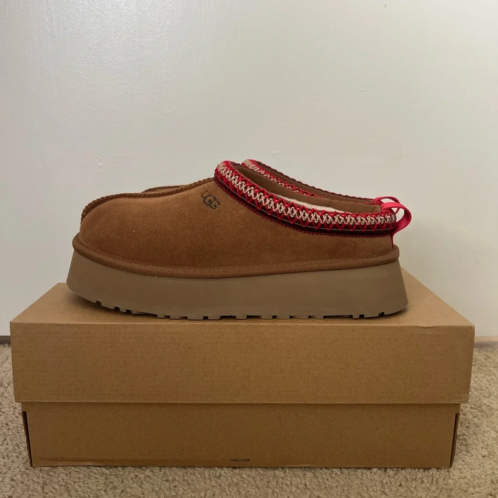 Taz Ugg Slippers - Picture 3 of 5